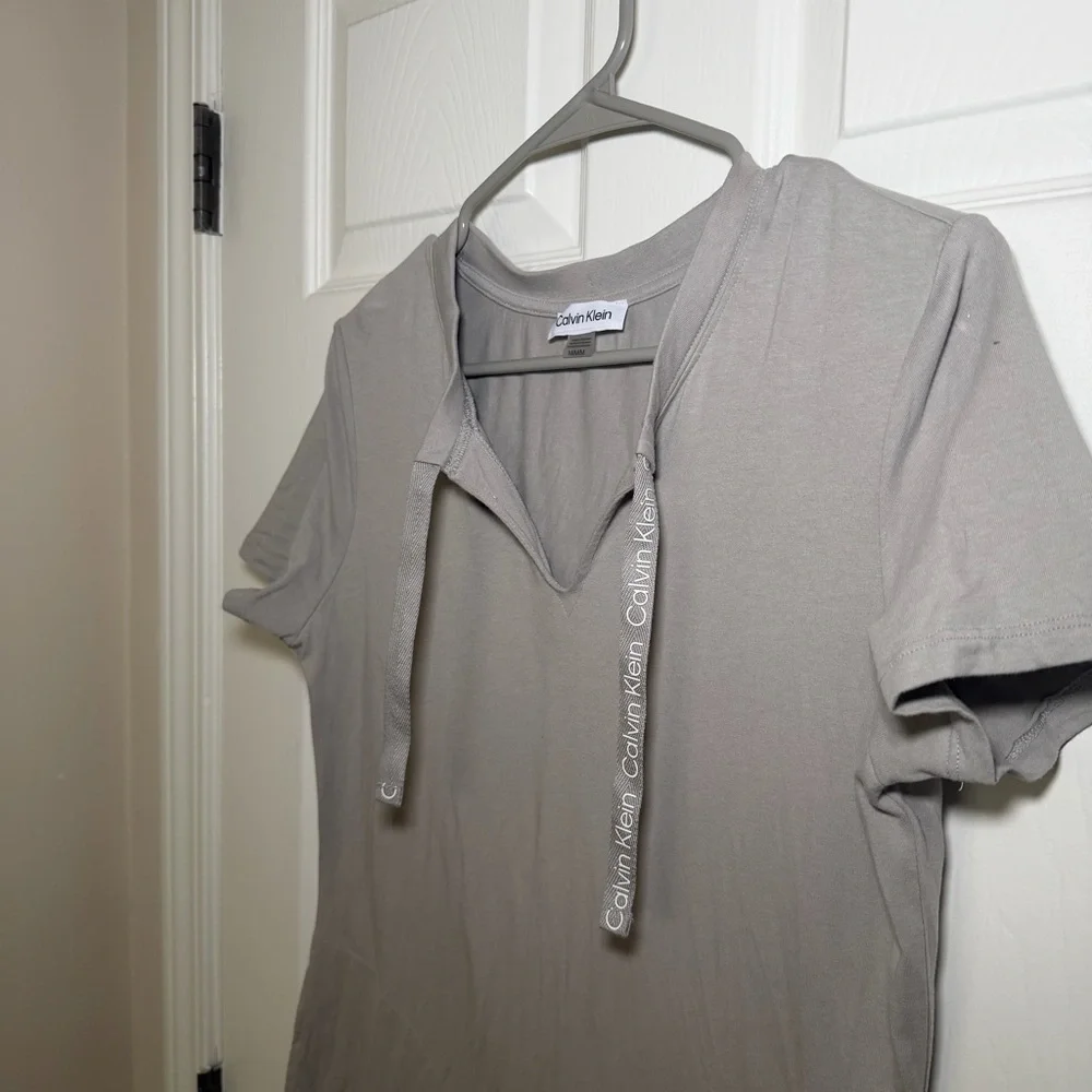 Calvin Klein Light Gray Athleisure Short Sleeve Golf Dress - Picture 3 of 5